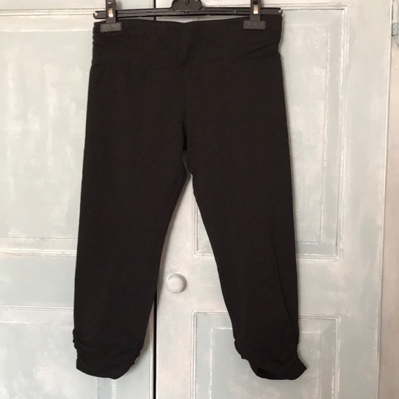 Calvin Klein Women’s Leggings in Size Medium in Black. - Picture 1 of 9
